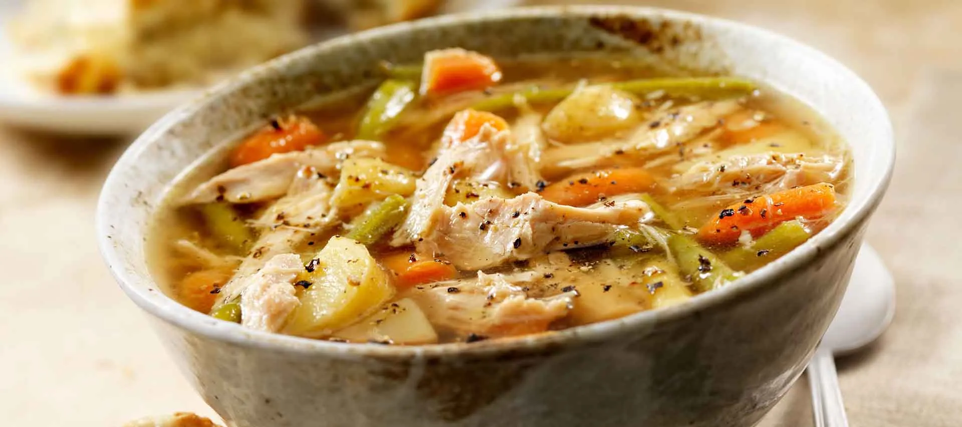 Receta de Sopa de pollo con verduras | Super Pollo